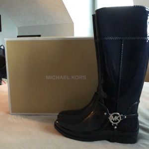 Michael kors rain boots